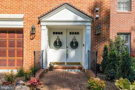 3713 Jenny Lynne Ln Fairfax, VA 22030
