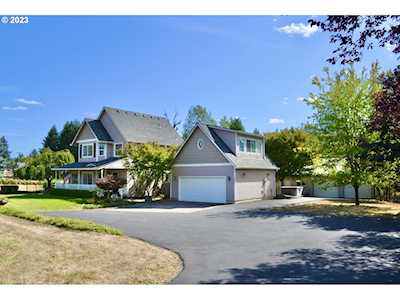 26319 NE 16th ST Camas, WA 98607