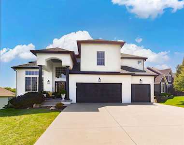 25007 W 86 St Lenexa, KS 66227