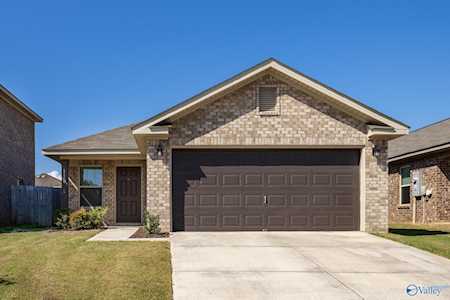 110 Winstead Circle Owens Cross Roads, AL 35763