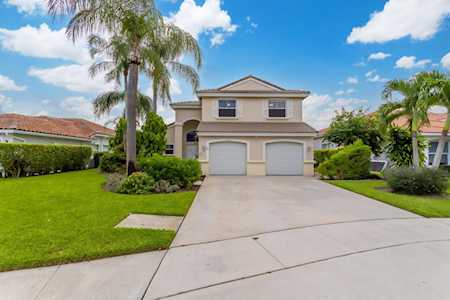 6006 Las Colinas Circle Lake Worth, FL 33463