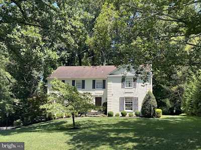 9437 Tobin Circle Potomac, MD 20854