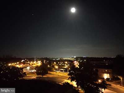 118 Monroe St #908 Rockville, MD 20850
