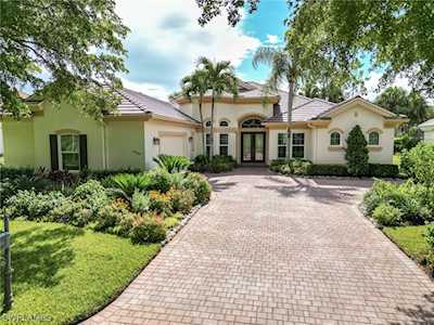 22491 Glenview Ln Estero, FL 34135