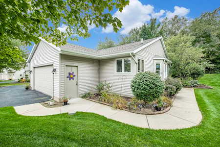 2688 Rolling Ridge Ln NW Grand Rapids, MI 49534
