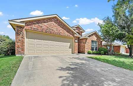 2006 Rushing Creek Drive Heartland, TX 75126