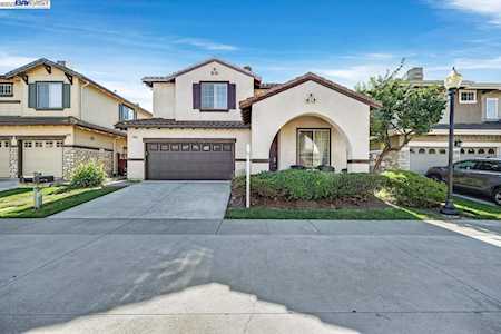 35181 Mount Whitney Ter Fremont, CA 94536