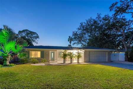 223 Pinecrest Dr Palm Harbor, FL 34683