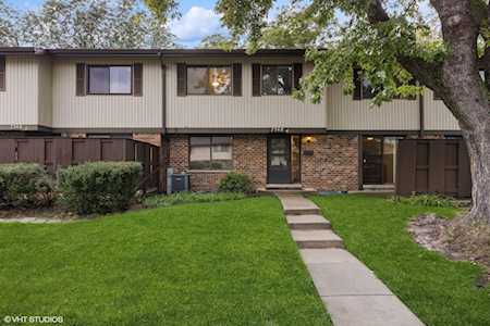 7348 Winthrop Way #4 Downers Grove, IL 60516