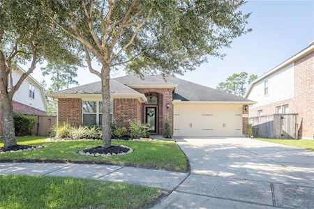 7118 Dewberry Shores Ln Humble, TX 77396