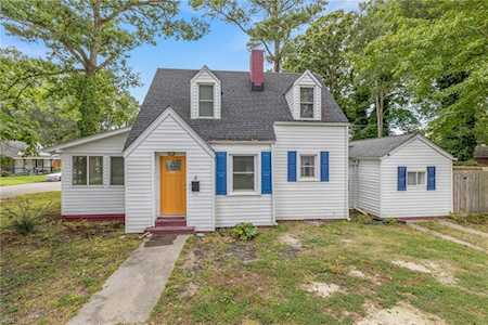 4 Morris St Portsmouth, VA 23702