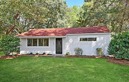 1267 Hawthorne Circle Hanahan, SC 29410