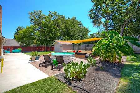 9011 Collinfield DR Austin, TX 78758