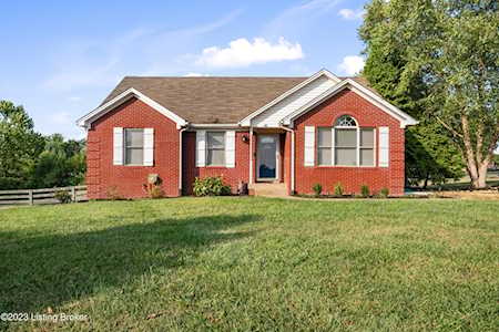 40 Tyler Ct Taylorsville, KY 40071