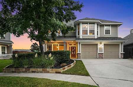 109 Myrtle Creek Grapevine, TX 76051
