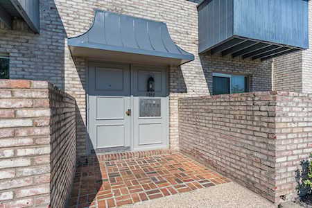 1092 Armstrong Mill Rd Lexington, KY 40517