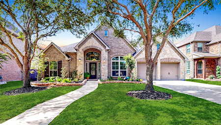 4242 Pebble Heights Ln Sugar Land, TX 77479