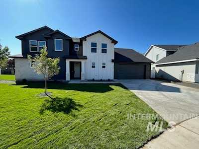 670 S Spoonbill Ave Meridian, ID 83642