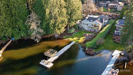21722 SE 28th St Sammamish, WA 98075