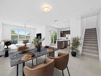 1020 Azul Ct Deerfield Beach, FL 33064
