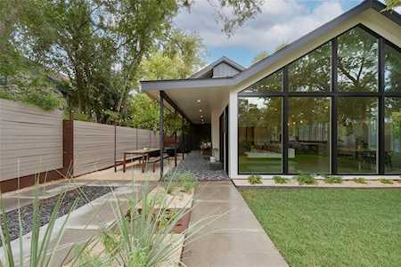 709 E Live Oak ST Austin, TX 78704