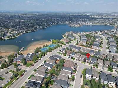 28 Auburn Shores Manor SE Calgary, AB T3M 0X1