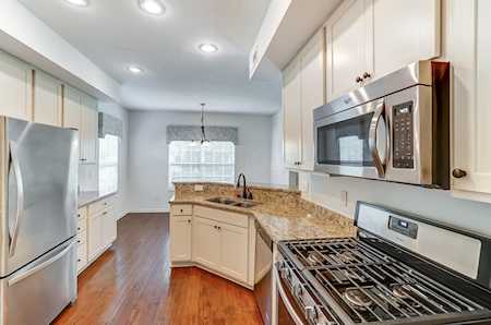 600 Redwood Lane Lewis Center, OH 43035