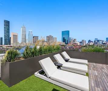 566 Columbus Ave #404 Boston, MA 02118