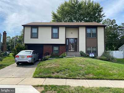 322 Ipswich Ln Williamstown, NJ 08094