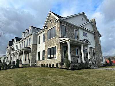 1 Wright Dr #11 Chappaqua, NY 10514