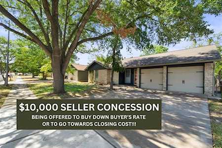 2517 Cockburn DR Austin, TX 78745