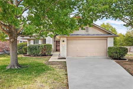 2730 Winding Brook DR Austin, TX 78748