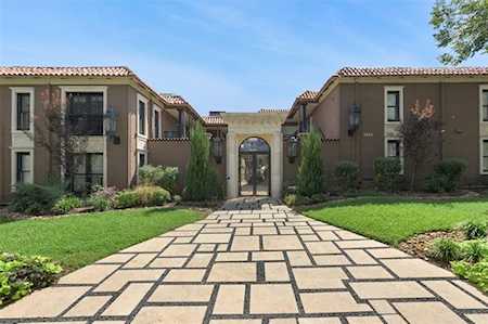 5904 Sandhurst Lane #248 Dallas, TX 75206