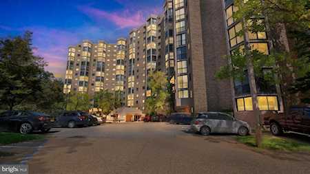 5901 Mount Eagle Dr #206 Alexandria, VA 22303
