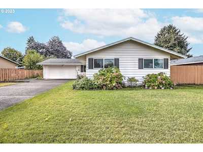 1500 NE Arrowwood ST Hillsboro, OR 97124