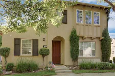 242 Chambord Way #242 Roseville, CA 95678