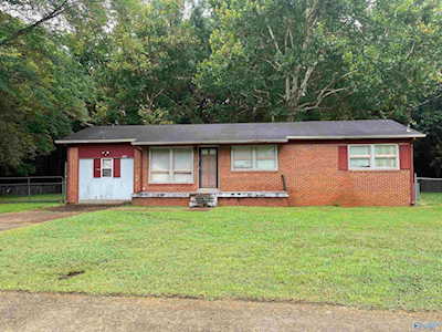 4308 Barry Street Huntsville, AL 35810