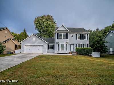 8915 Colchester Ridge Rd Knoxville, TN 37922