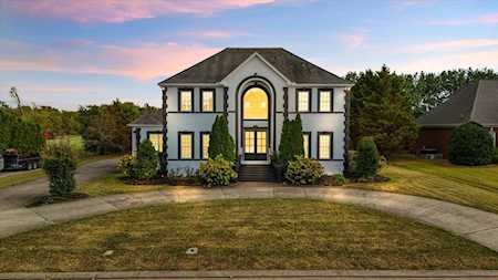 2727 American Horse Trl Murfreesboro, TN 37127
