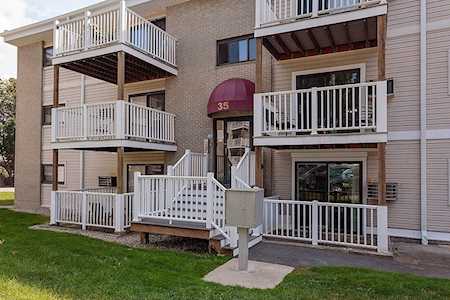 35 Hosmer St #14 Marlborough, MA 01752