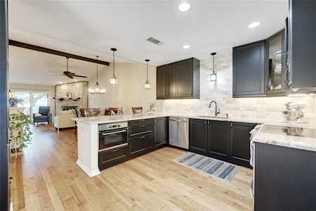 31 Oaks PL Lago Vista, TX 78645