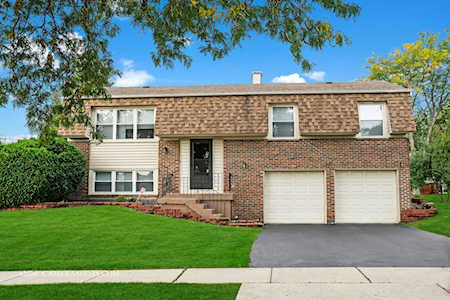 4040 Huntington Blvd Hoffman Estates, IL 60192