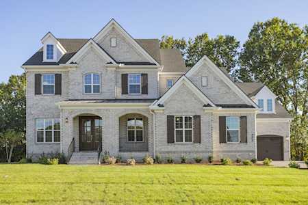 4796 Woodrow Pl Arrington, TN 37014