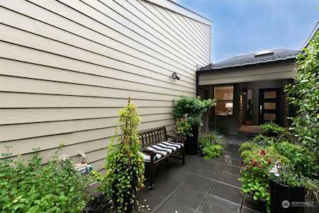 15000 Village Green Dr #34 Mill Creek, WA 98012