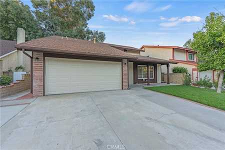 21859 Peppercorn Dr Saugus, CA 91350
