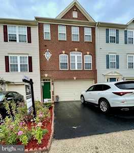 25403 Elm Terrace Aldie, VA 20105