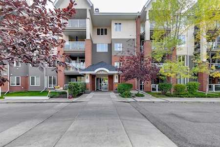 15 Everstone Dr SW #336 Calgary, AB T2Y 5B5