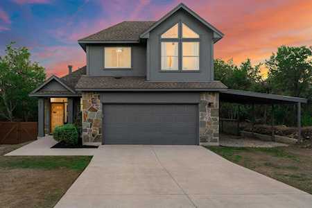 820 Panorama DR Dripping Springs, TX 78620