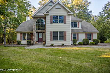 310 Ash Terrace East Stroudsburg, PA 18301