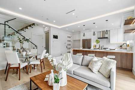 2846 Mcgill Street #2 Vancouver, BC V5K 1H6